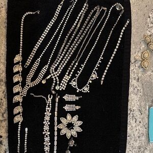 Elegant Silver Jewelry Set for Women